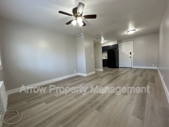 Building Photo - 1010 N 16th St