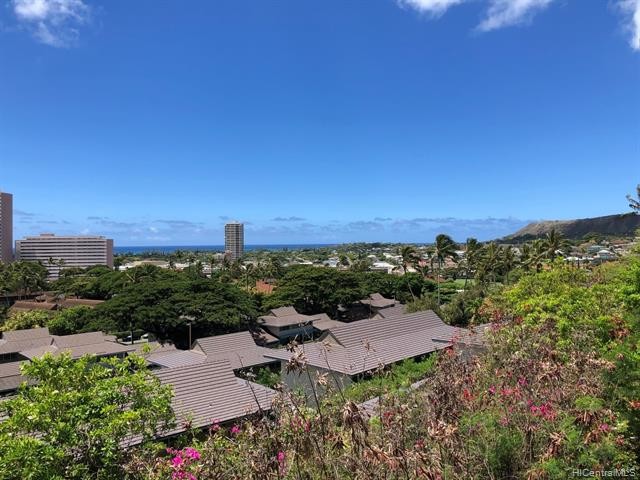 Building Photo - 4970 Kilauea Ave