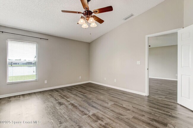 Building Photo - 1273 Brumpton Pl