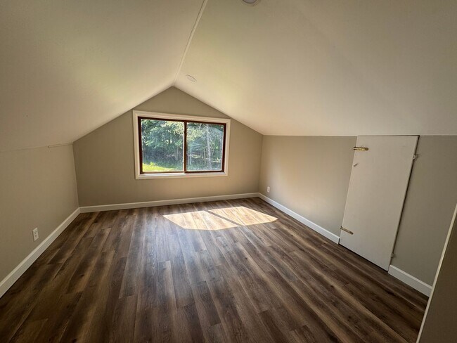 Building Photo - 10523 Williamson Rd