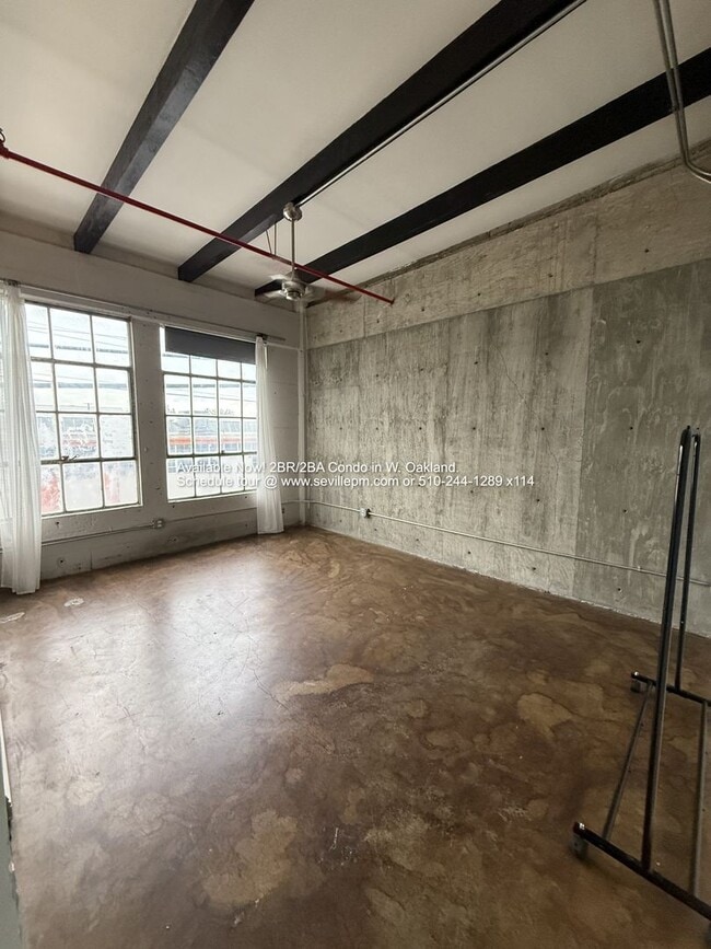 Building Photo - CHIC INDUSTRIAL 2BR/2BA CONDO Available Now!
