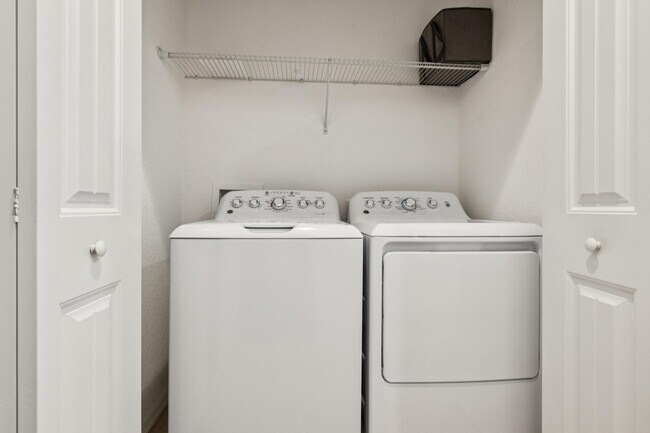 Building Photo - 1169 Sepia Ln