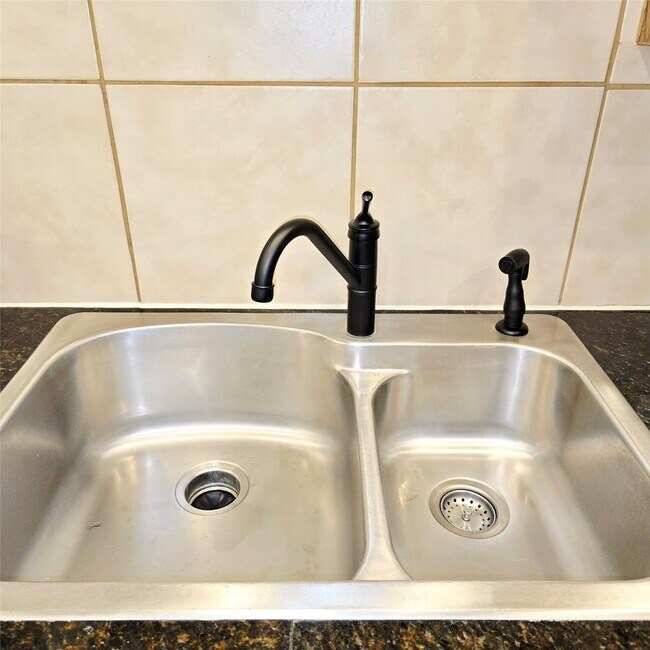 Building Photo - 3722 Westheimer Pl Dr