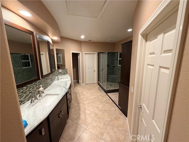 Building Photo - 7058 Villanueva Dr