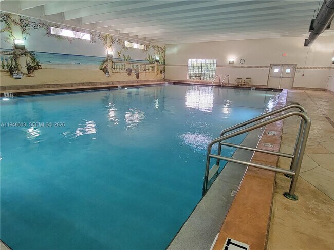 Building Photo - 196 Mansfield F