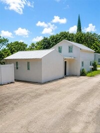Building Photo - 4125 N 32nd Ct