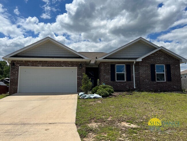 Primary Photo - Exquisite 3 Bedroom Home in Partridge Hill...
