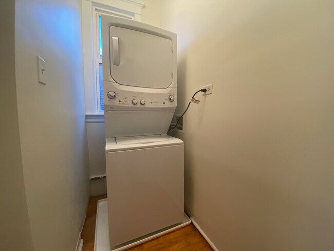 In unit Washer Dryer - 4117 N Central Park Ave