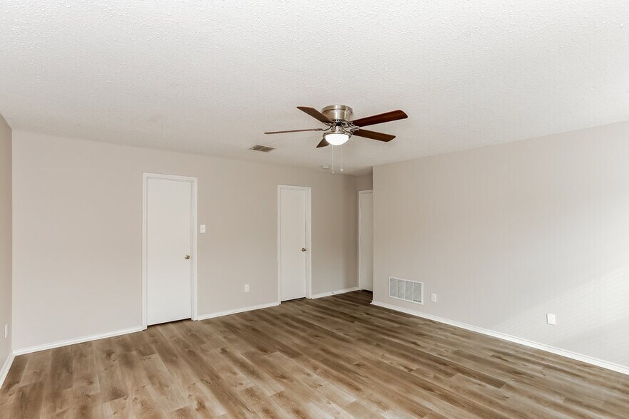 Building Photo - 1032 Bannack Dr