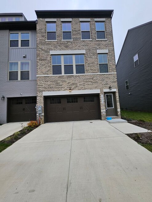 Building Photo - 16913 St Marion Wy