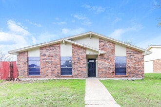 Building Photo - 6505 Alta Oaks Dr