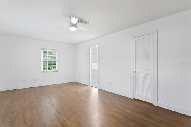 Building Photo - 4704 W Brookwood Dr