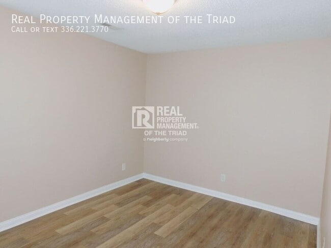 Building Photo - 1301 Nealtown Rd