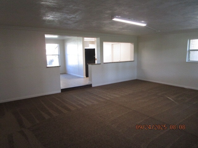 Building Photo - 715 Essex Rd