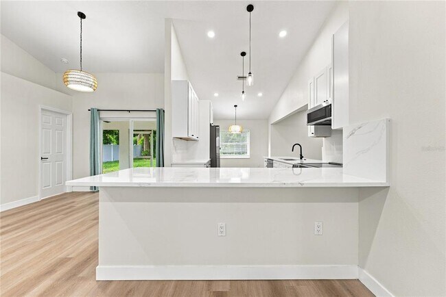 Building Photo - 2405 Appaloosa Cir