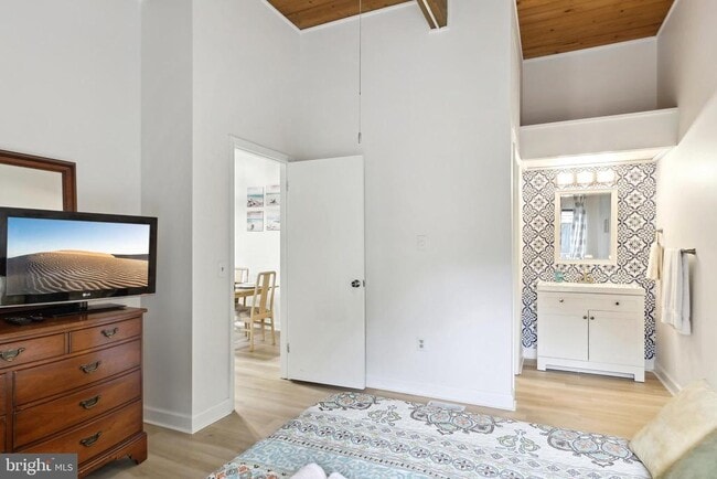 Building Photo - 438 Ocean Pkwy