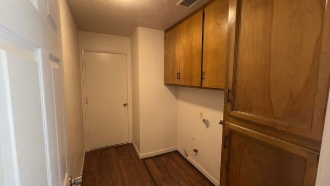 Building Photo - Coming Soon! Nice Apartment Home for Rent!