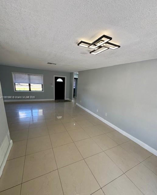Building Photo - 4610 SW 134th Ave