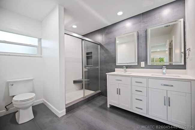 Building Photo - 561 SW 168th Terrace