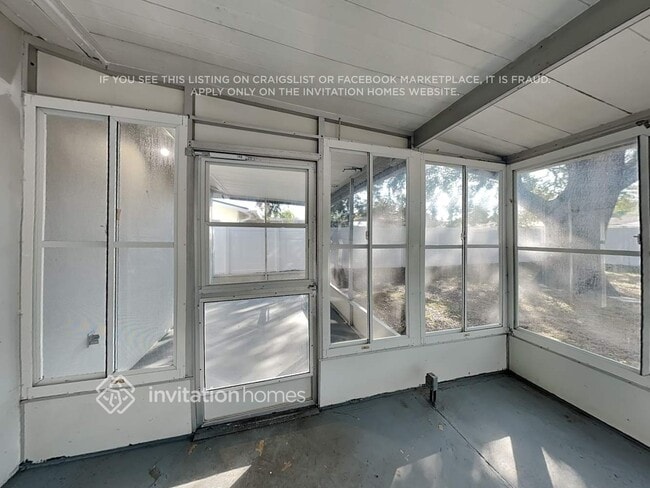 Building Photo - 221 Morgan Ct