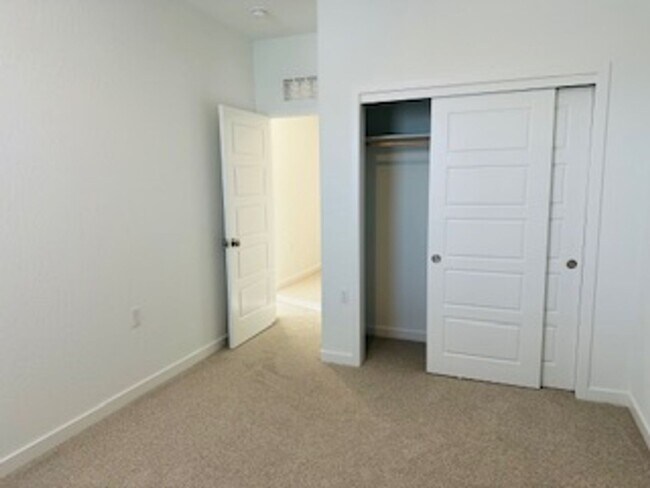 Building Photo - $500 Move In Bonus $2,850 Clovis & Shepherd 4 Bedroom Home, Solar Panels, New Construction - Plum...