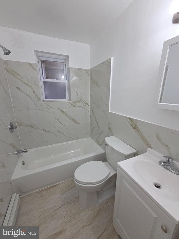 Building Photo - 553 Fanshawe St