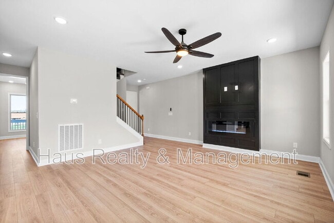 Building Photo - 248 Bluebell Dr