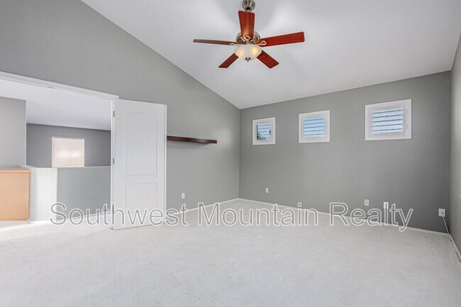 Building Photo - 1149 N Cholla St