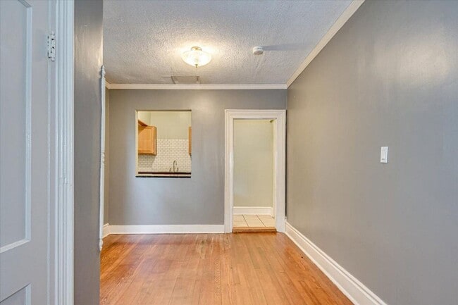 Building Photo - 1841 Ohio Ave