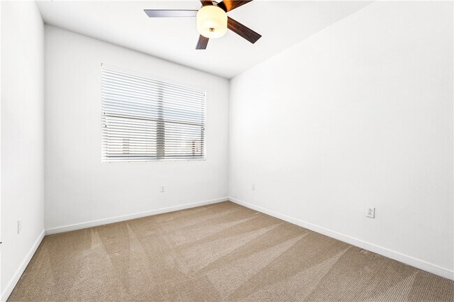 Building Photo - 706 Colorado Cir