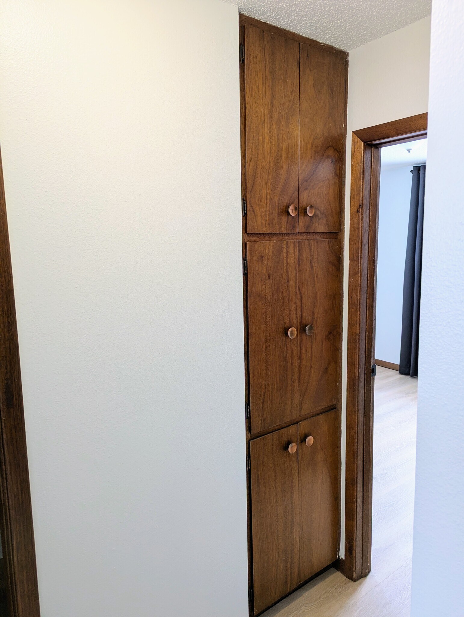 Building Photo - 182 3rd Ave