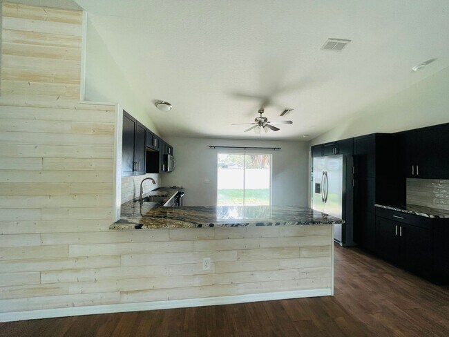 Building Photo - *UPDATED NORTH PORT 3/2/2 HOME*