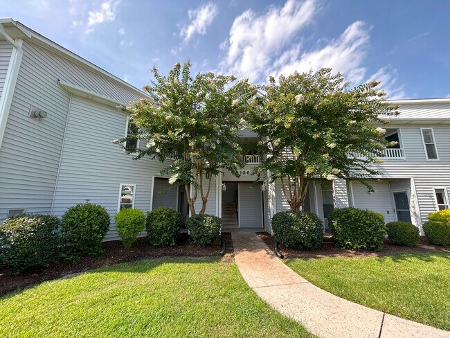 Primary Photo - First floor 2 bedroom/2 bathroom condomini...