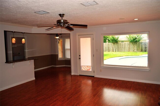 Building Photo - 3114 Greenridge Dr