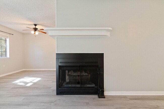 Building Photo - Great Cul-De-Sac Location in Fort Walton B...