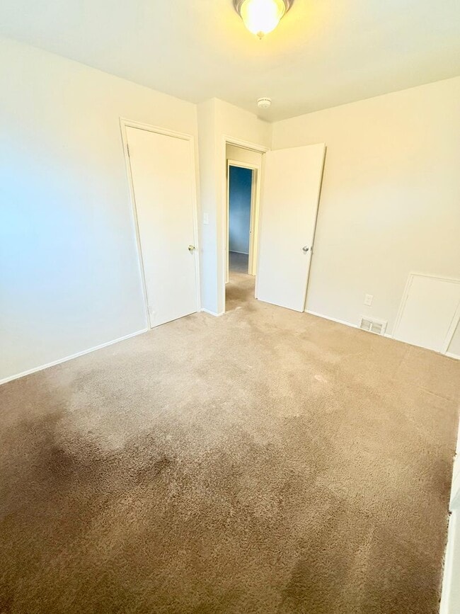 Building Photo - Beautiful Newly Renovated 3bd 1 bath Home in Penn Hills