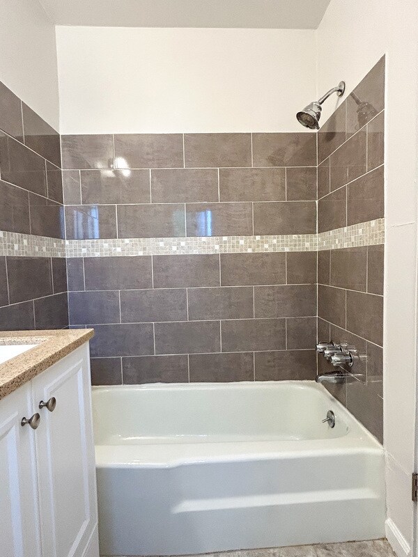 Building Photo - 1404 Wareman Ave