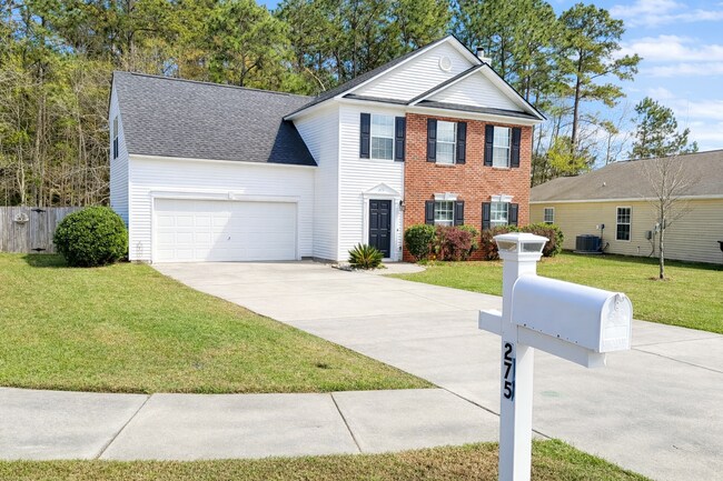 Building Photo - 3BD/2.5BA- WITH BONUS ROOM -AVAILABLE NOW or AUGUST 1, 2026!!