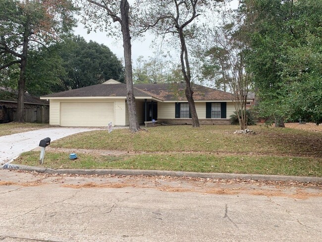 Building Photo - 1006 Poppets Way