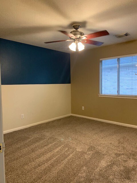 Building Photo - 15118 Carsen Bend Dr