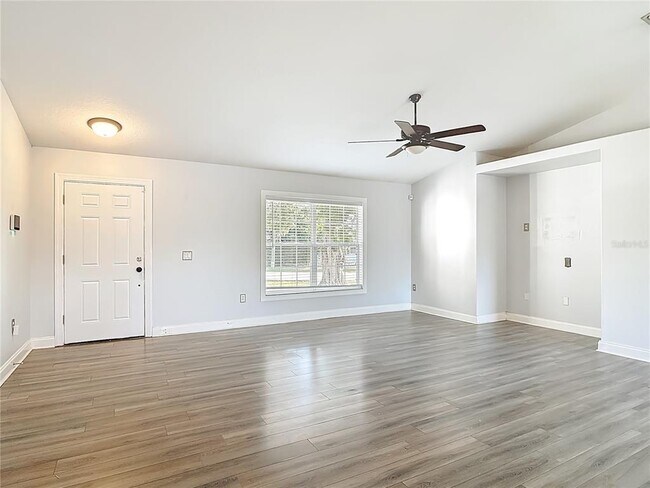 Building Photo - 1254 Briarwood Ave