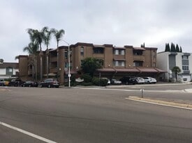 Building Photo - 5051 La Jolla Blvd