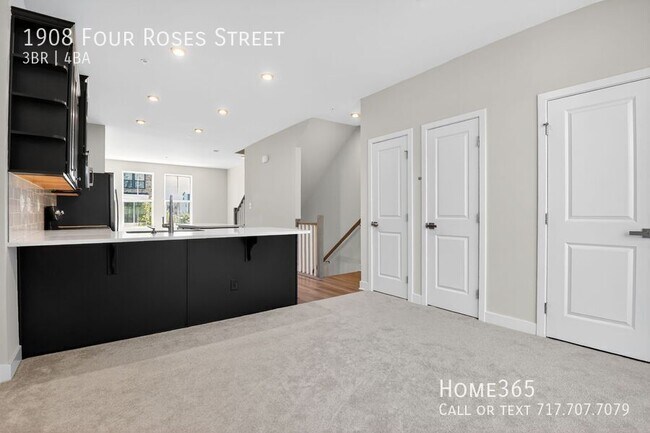 Building Photo - 1908 Four Roses St