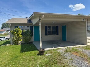 Building Photo - 112 Monterey Dr