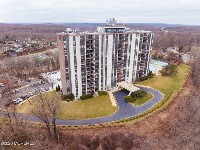 Building Photo - 1 Scenic Dr