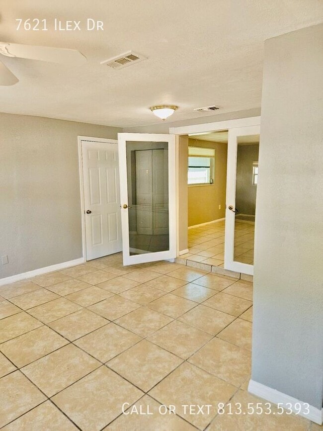 Building Photo - 7621 Ilex Dr