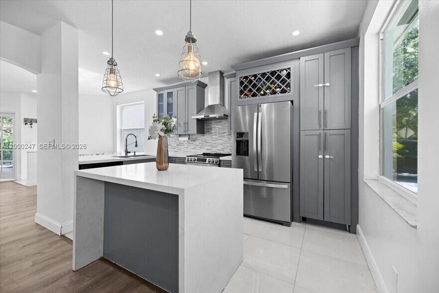 Building Photo - 15385 SW 51st St