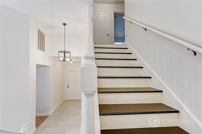 Building Photo - 4831 Sand Colony Ln