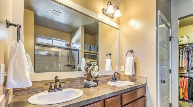 Building Photo - 3749 E Jump Creek Ln