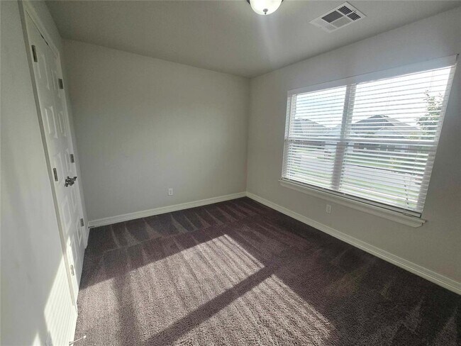 Building Photo - 9221 Anaum Ln